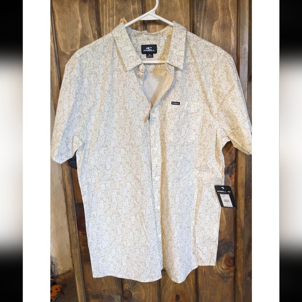 O'Neill Modern Fit NWT Men's M Tame Floral Button Down